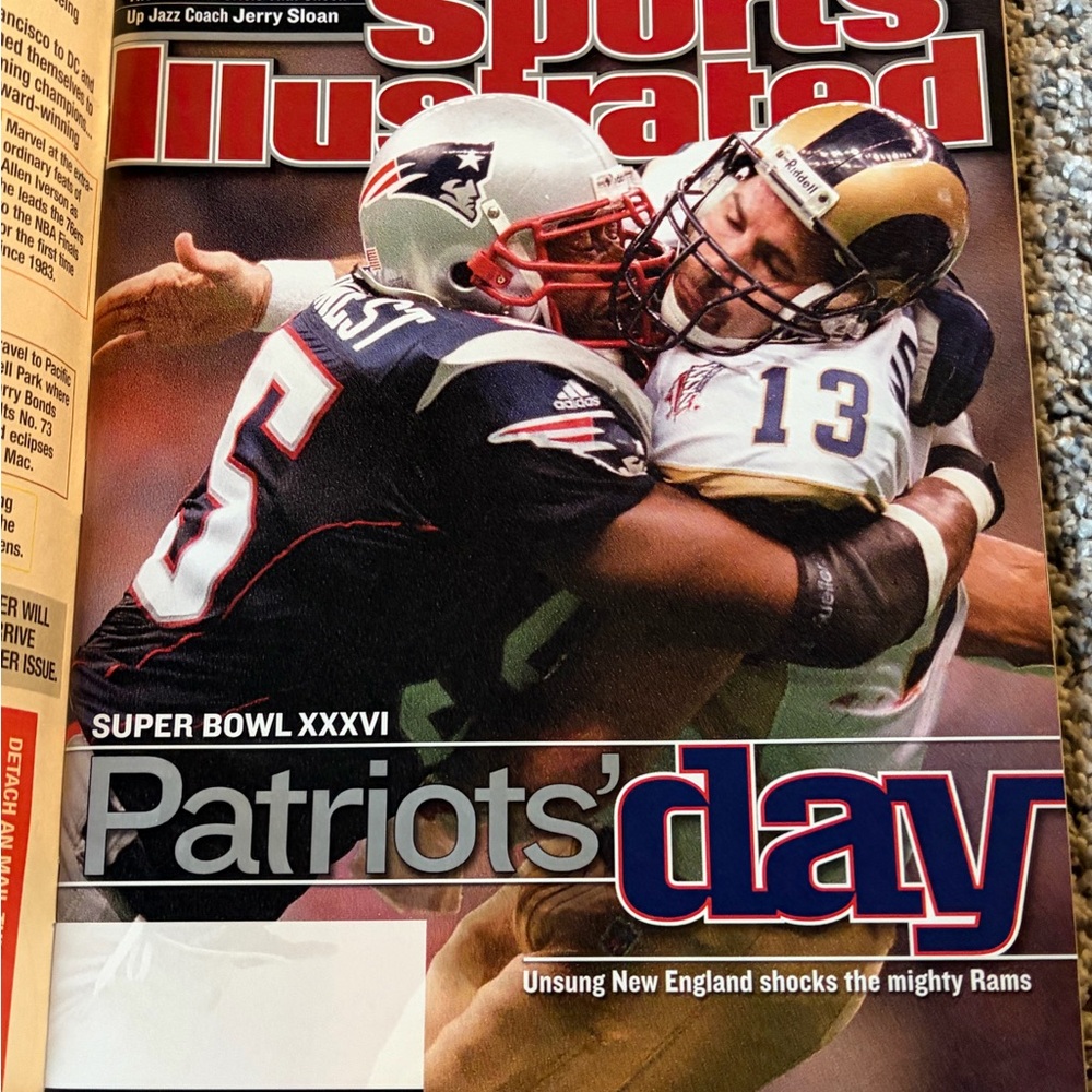 New England Patriots Super Bowl XXXVI Champions Sports Illustrated Magazine